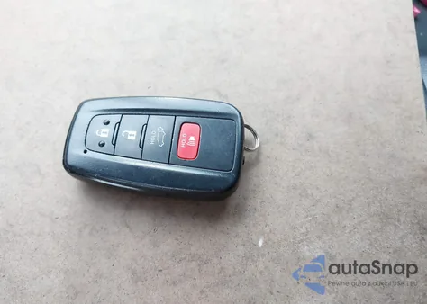 2023 Toyota Rav4 Xle Premium z USA, uszkodzony, nr VIN 2T3A1RFV6PW336329